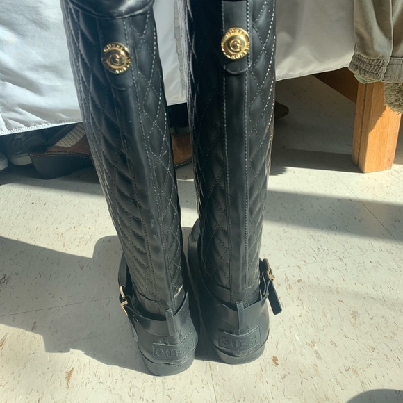 ❌SOLD❌ GUESS RAIN BOOTS SZ8 ✨ - Picture 5 of 7